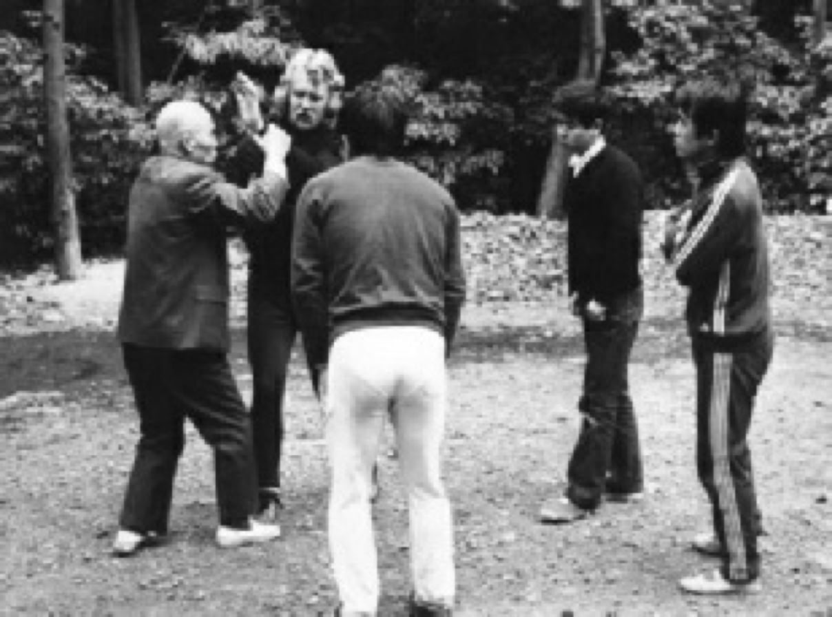Sawai sensei and Ron Nansink Meiji Jingu group. 